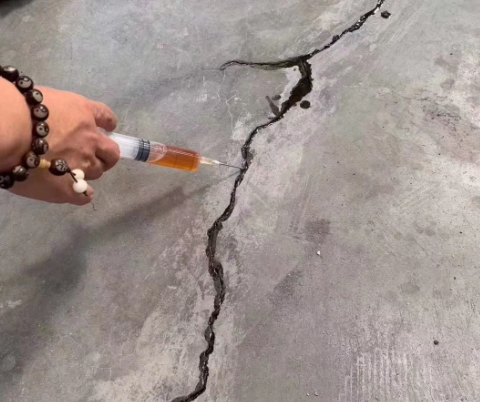 疏附混凝土裂缝修补技术详解​